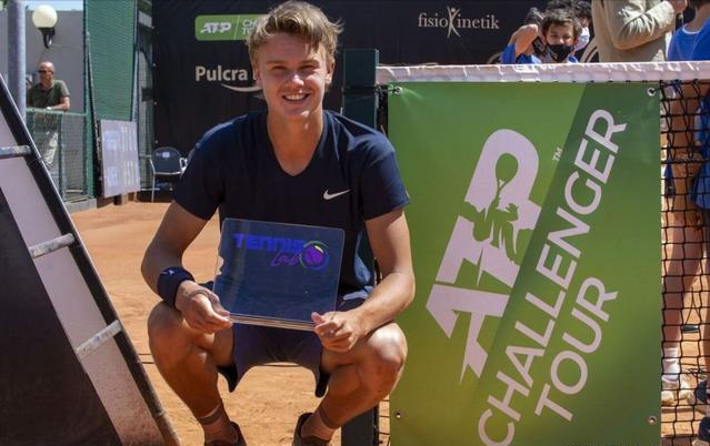 攻防两端几 攻防两端几